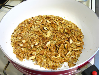 Фото этапа приготовления сладкого салата из тыквы и топинамбура