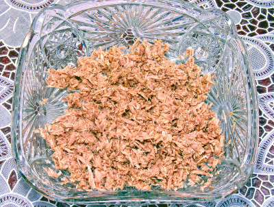 Фото этапа приготовления салата из тунца рецепт Похлёбкина
