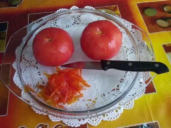 очистить помидоры от кожуры