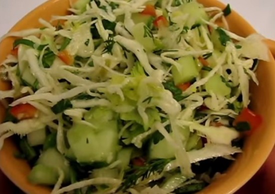 острый салат с сельдереем